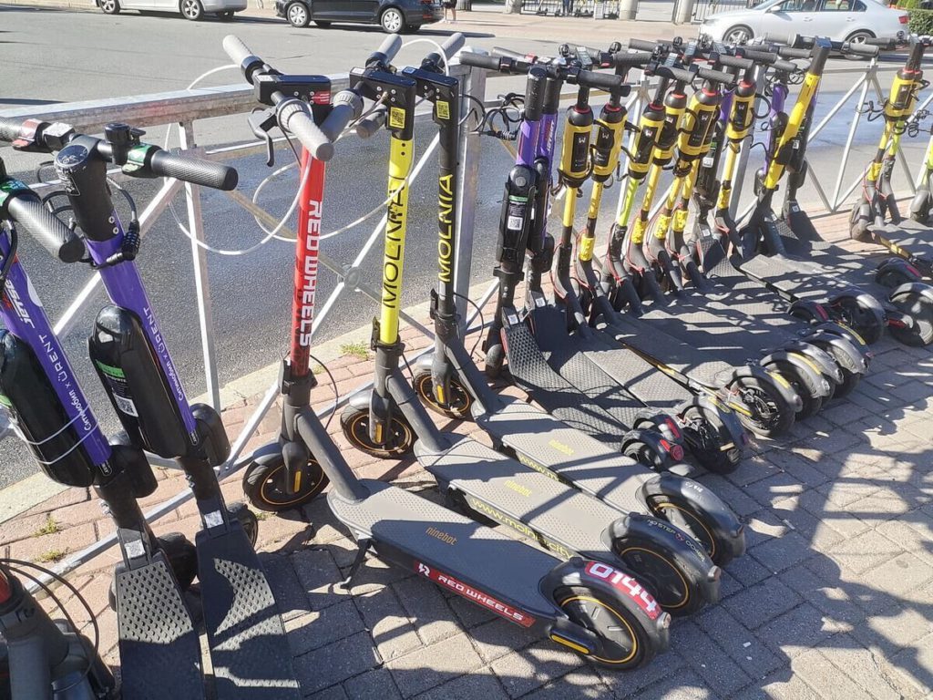 Операторы кикшеринга в Москве